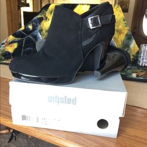 Black High Heeled Booties